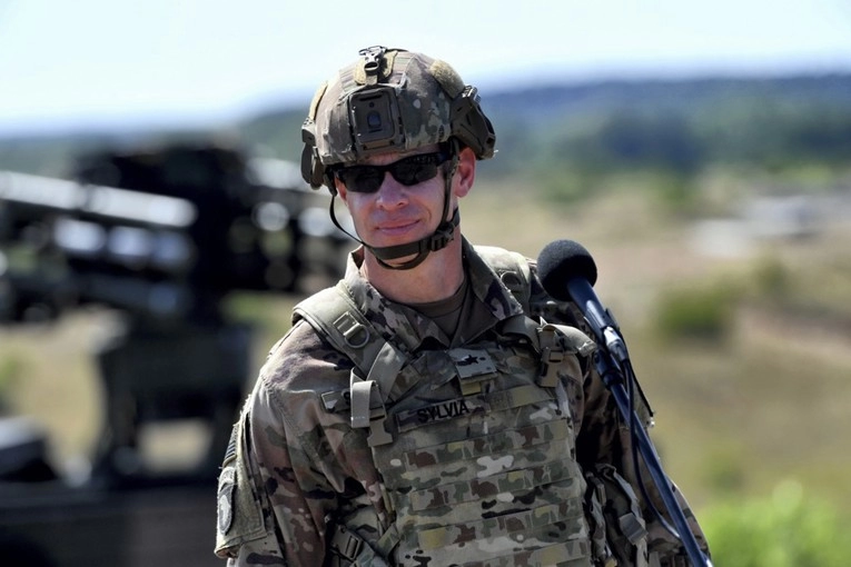 Smijenjen važan general u američkoj vojsci. Odavao je tajne o Iranu?